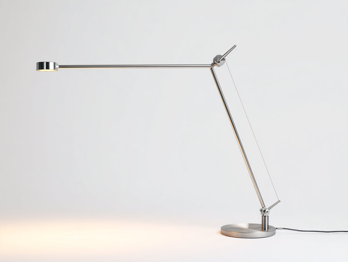 Schreibtischlampe aus Metall 90×18×70 cm - Silber - verstellbarer Gelenkarm fürs Schlafzimmer